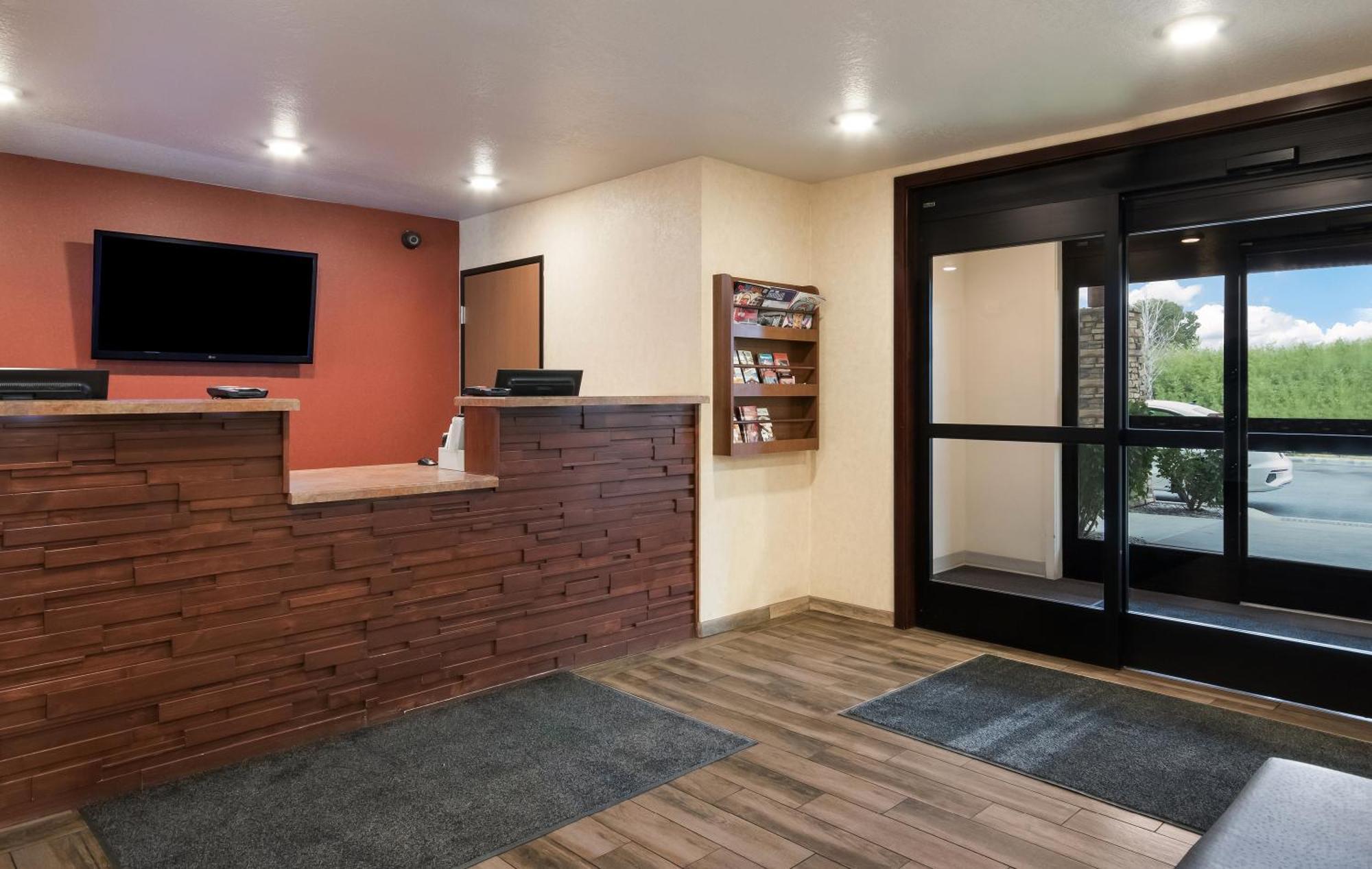 My Place Hotel-brookings, Sd 2*